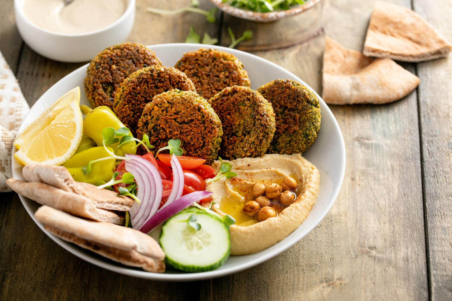 Mercimek falafel: nefis ve sağlıklı vegan atıştırmalık