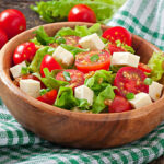 Mozzarella salatası tarifi – hafif, ferah ve lezzet dolu!