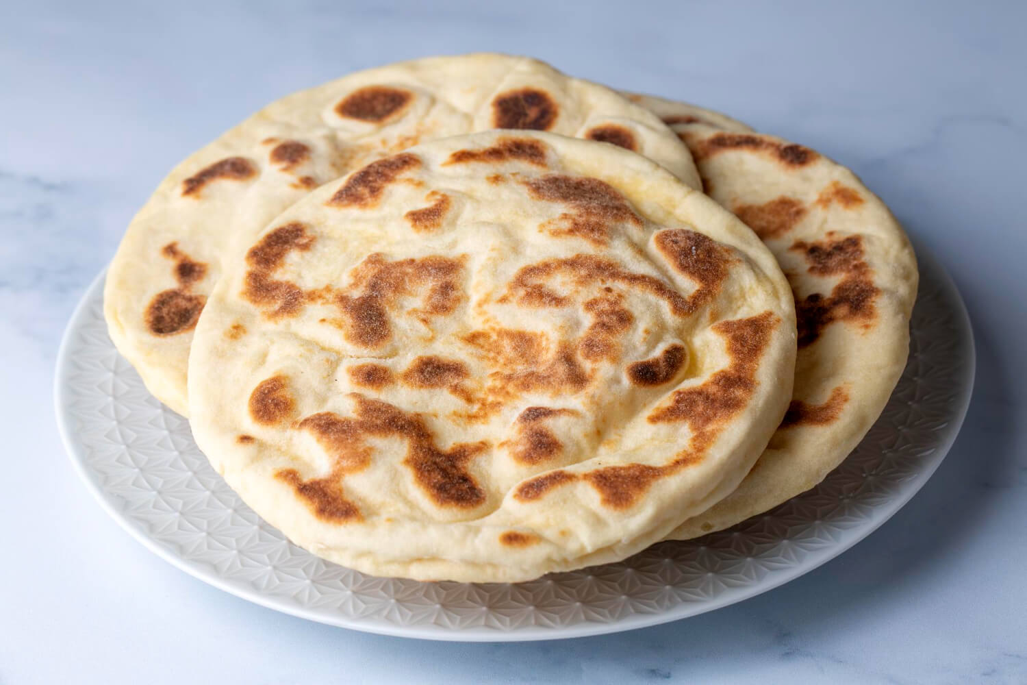 Airfryer’da puf puf kabaran yumuşacık bazlama tarifi (mayalı & pratik)