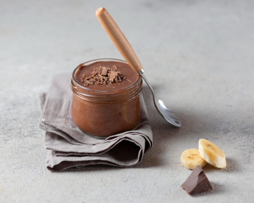 Muzlu çikolatalı mousse tarifi – lezzetli ve pratik tatlı
