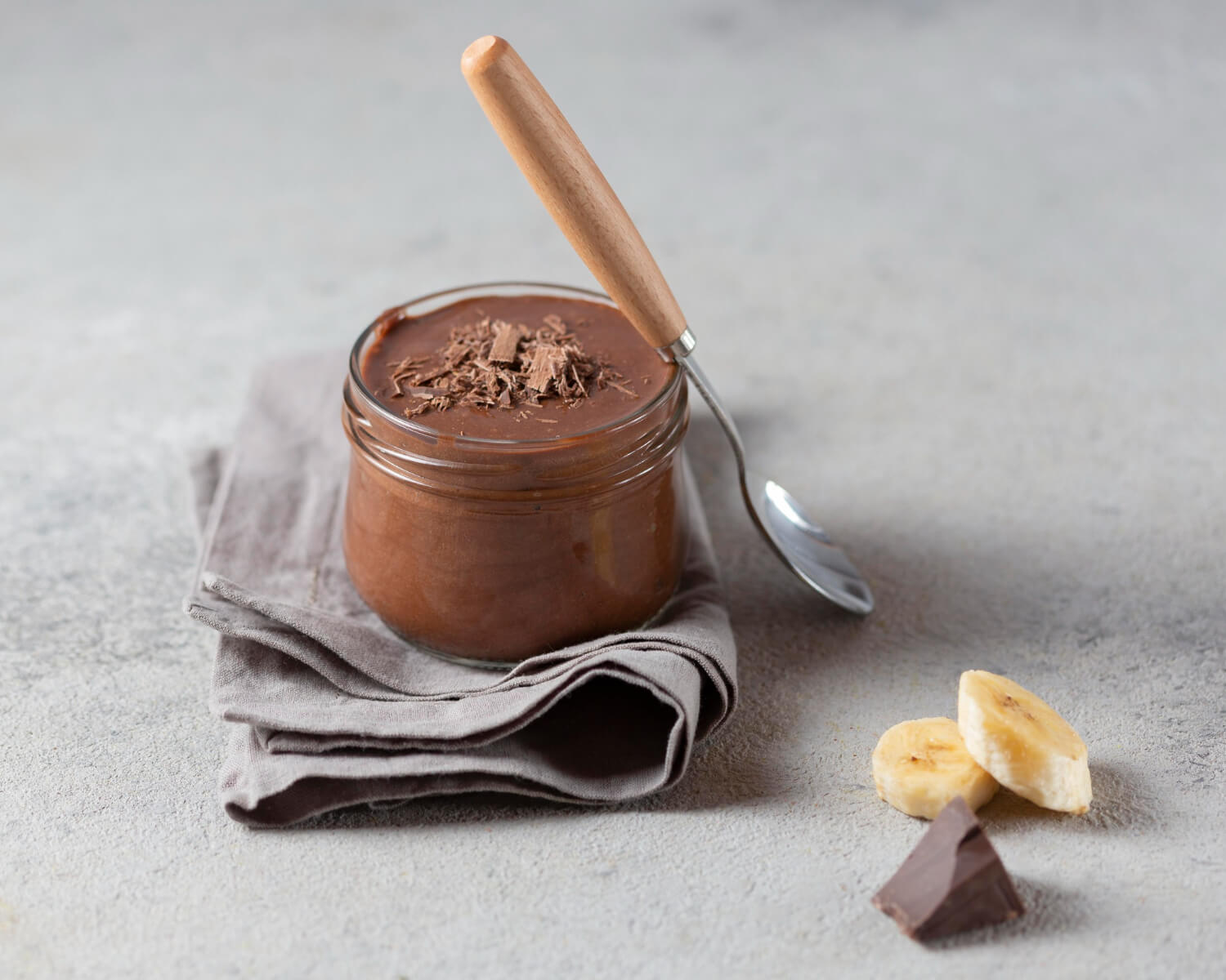 Muzlu çikolatalı mousse tarifi – lezzetli ve pratik tatlı