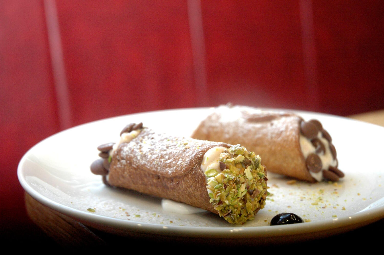 Otantik i̇talyan cannoli tarifi: kıtır kabukta krema şöleni!