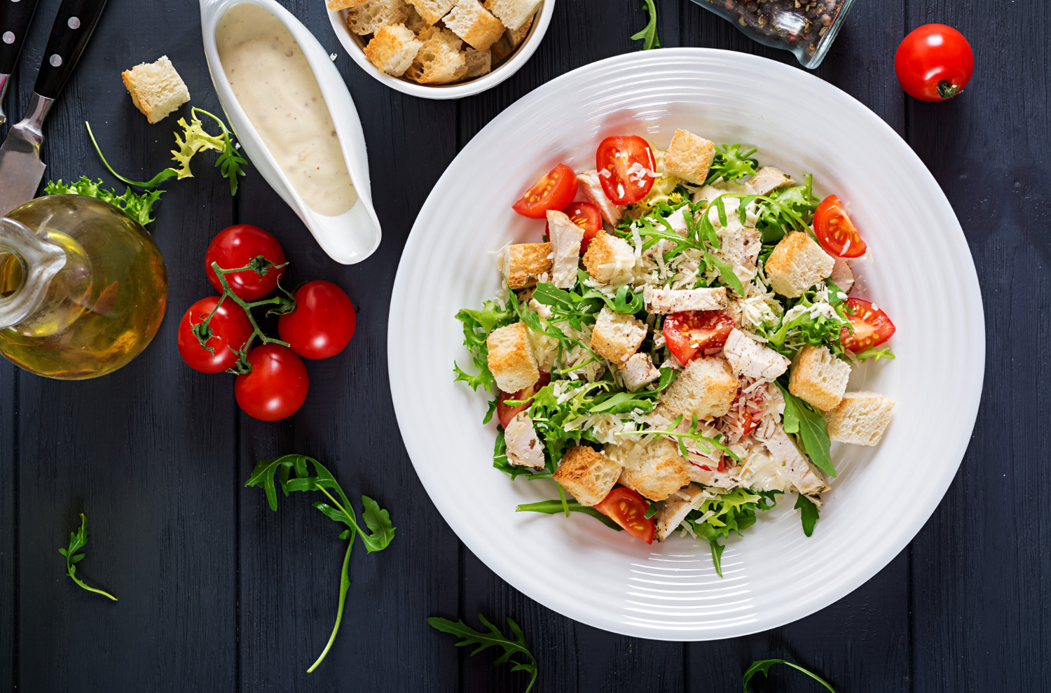 Klasik sezar salatası tarifi: sosuyla efsane, hafif ve doyurucu lezzet!