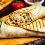 Döner hakkında her şey: tarihi, çeşitleri ve besin değerleri