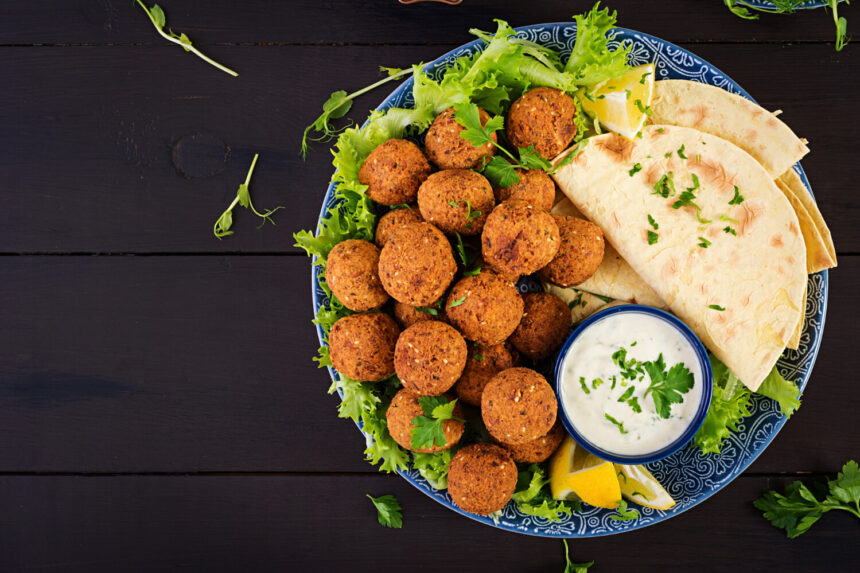 Kolay ve lezzetli ev yapımı falafel tarifi
