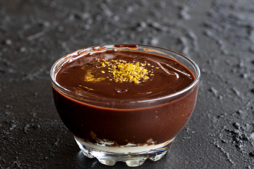 Yoğun ve kremsi: ev yapımı çikolatalı puding tarifi!
