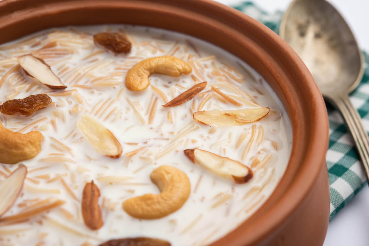 Kheer tarifi – hindistan’ın enfes pirinç puding tatlısı
