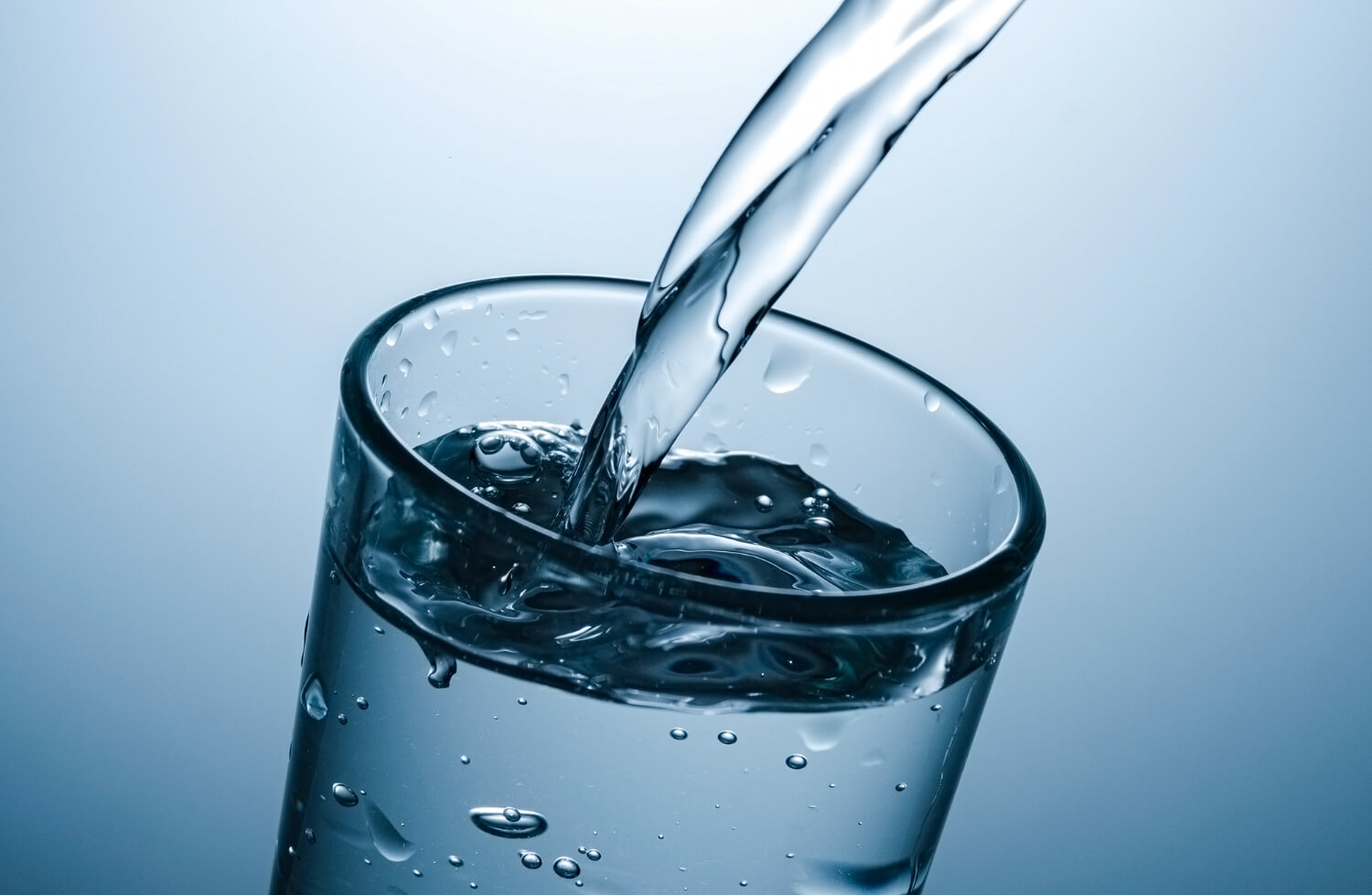 Su kaç kalori? Besin değerleri ve sağlığa faydaları