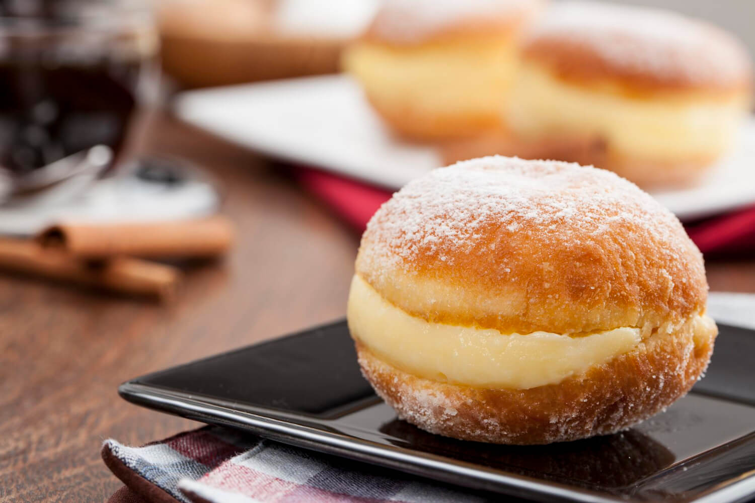 Semlor (semla) tarifi – i̇sveç’in enfes geleneksel tatlısı