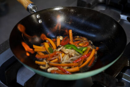 Wok tava
