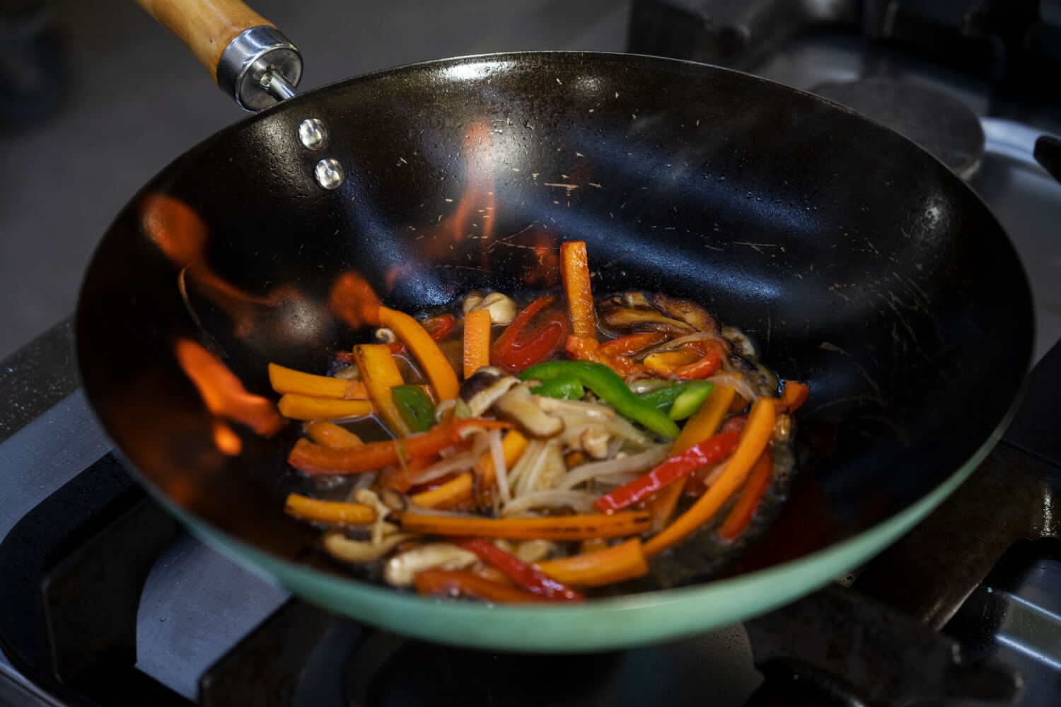 Wok tava