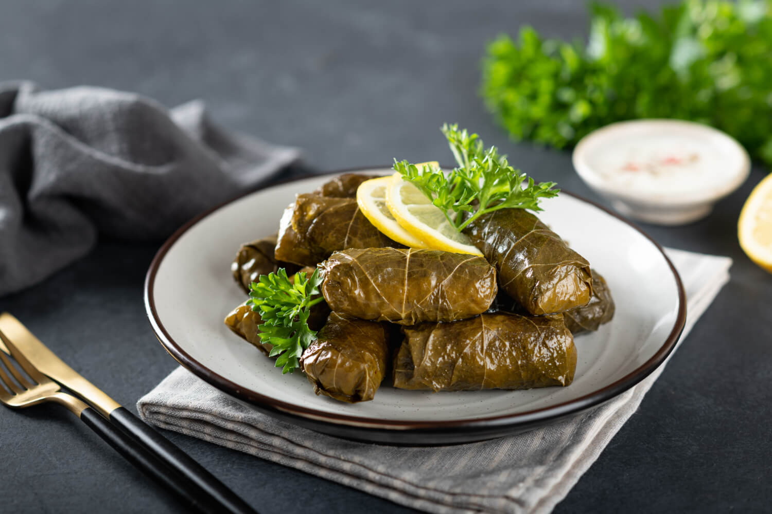 Zeytinyağlı yaprak sarma tarifi