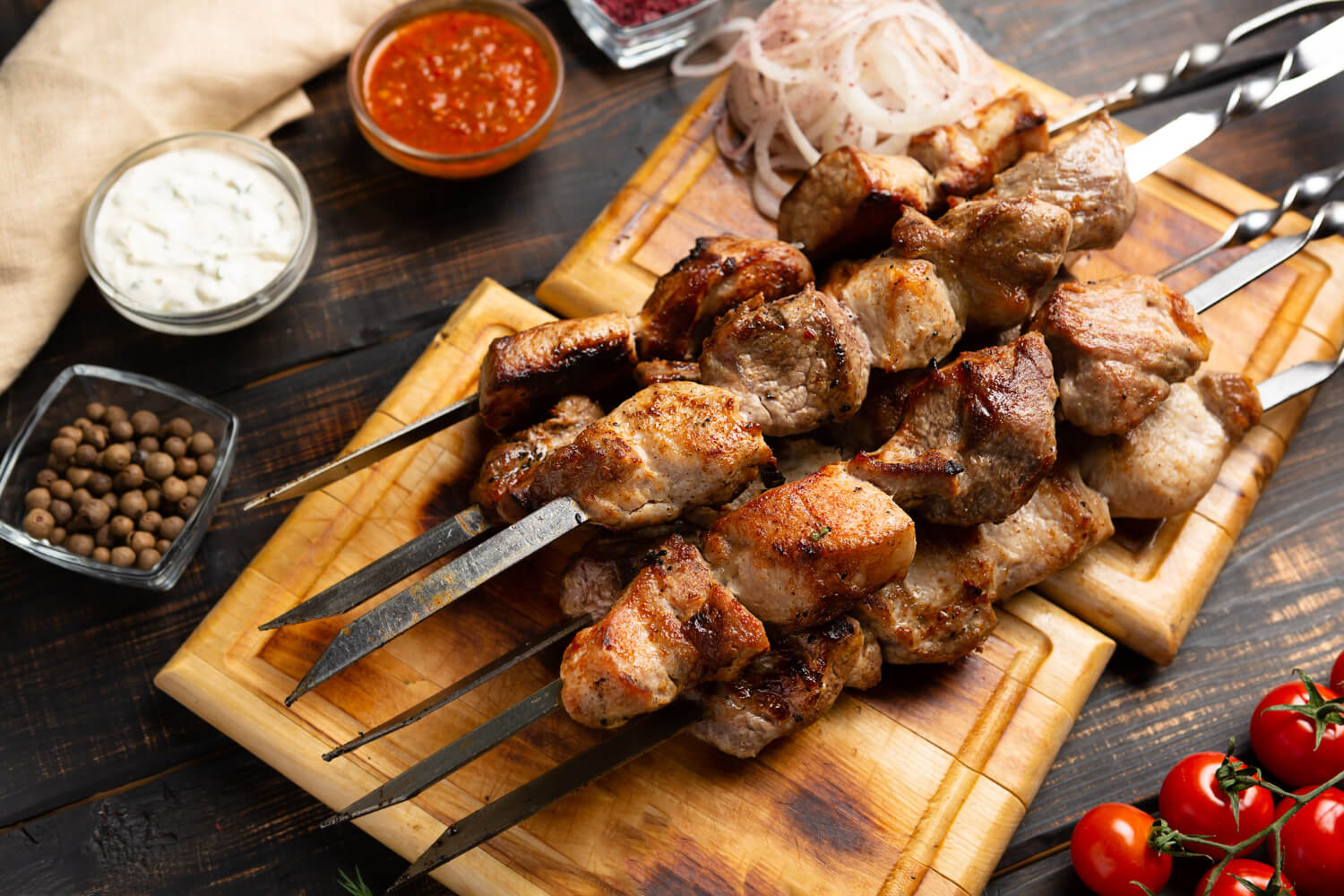 Şaşlık kebabı tarifi – orta asya usulü yoğurtlu ve soğanlı mangal eti
