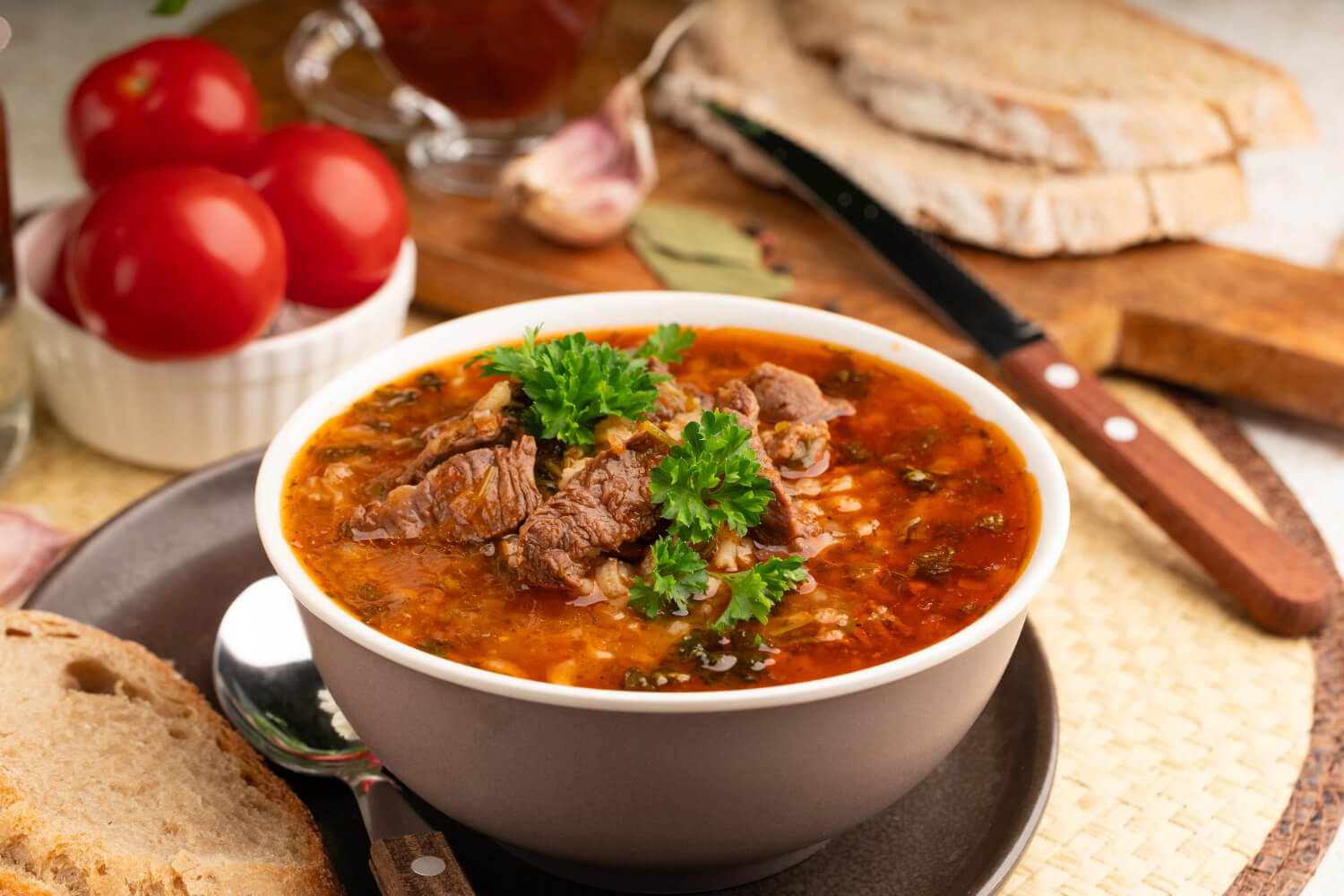 Harço çorbası tarifi – gürcü usulü etli ve pirinçli baharatlı kafkas çorbası