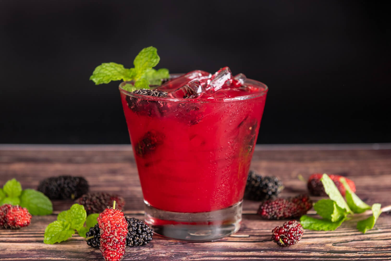Karadutlu buzlu limonata tarifi – ferahlatıcı, antioksidan zengini renkli yaz i̇çeceği