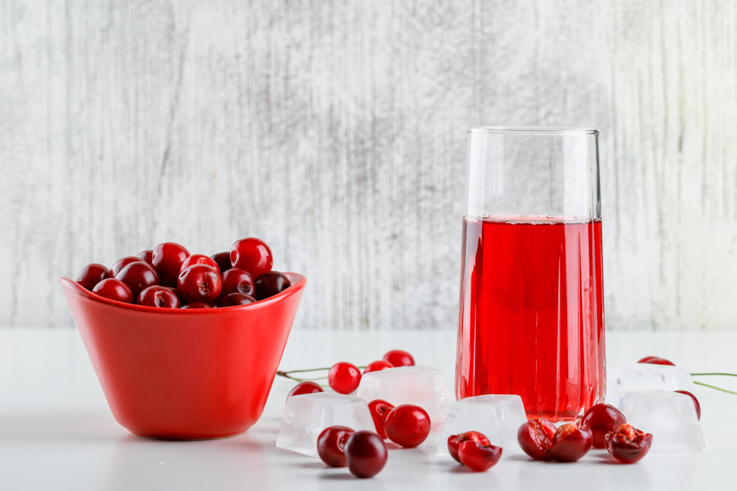 Geleneksel vişne kompostosu tarifi – ferahlatıcı yaz i̇çeceği