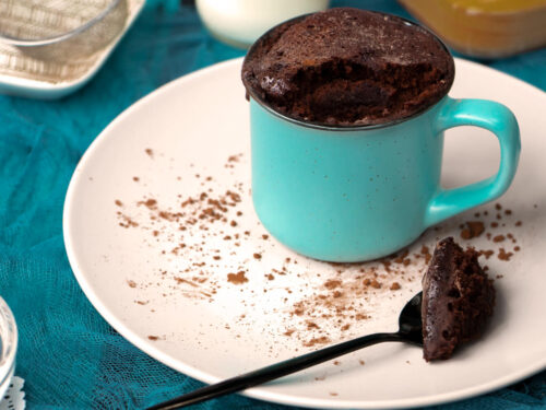 5 dakikada hazır pratik mug cake tarifi – fincanda nefis kakaolu kek