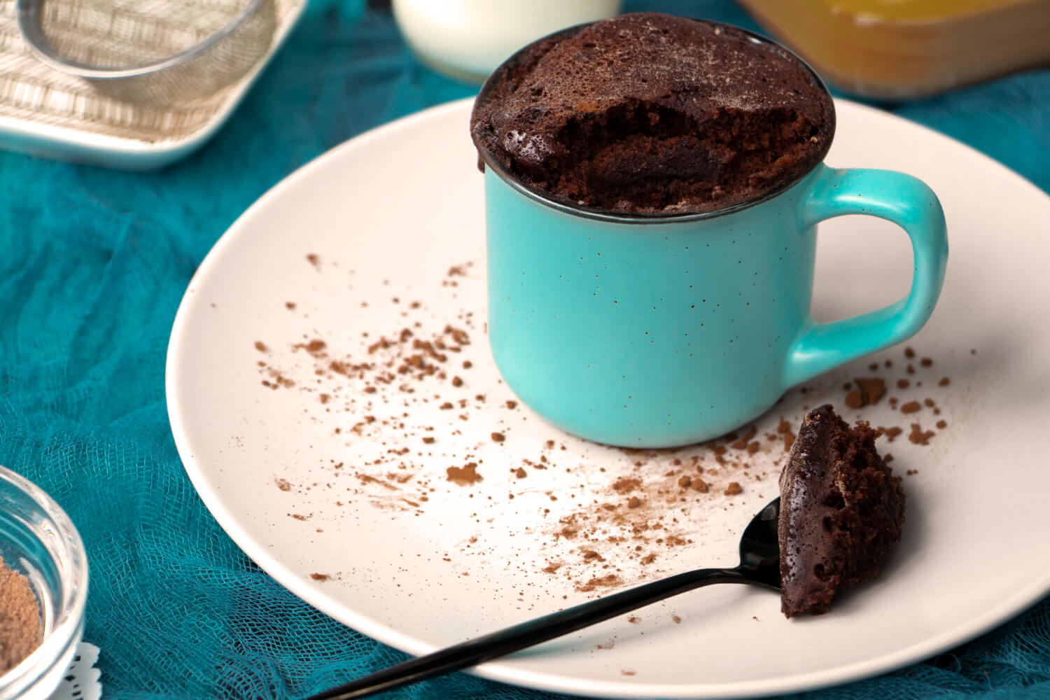 5 dakikada hazır pratik mug cake tarifi – fincanda nefis kakaolu kek