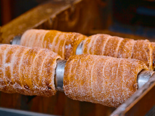 Ev yapımı chimney cake (kürtőskalács) tarifi – dışı karamelli, i̇çi yumuşacık macar tatlısı