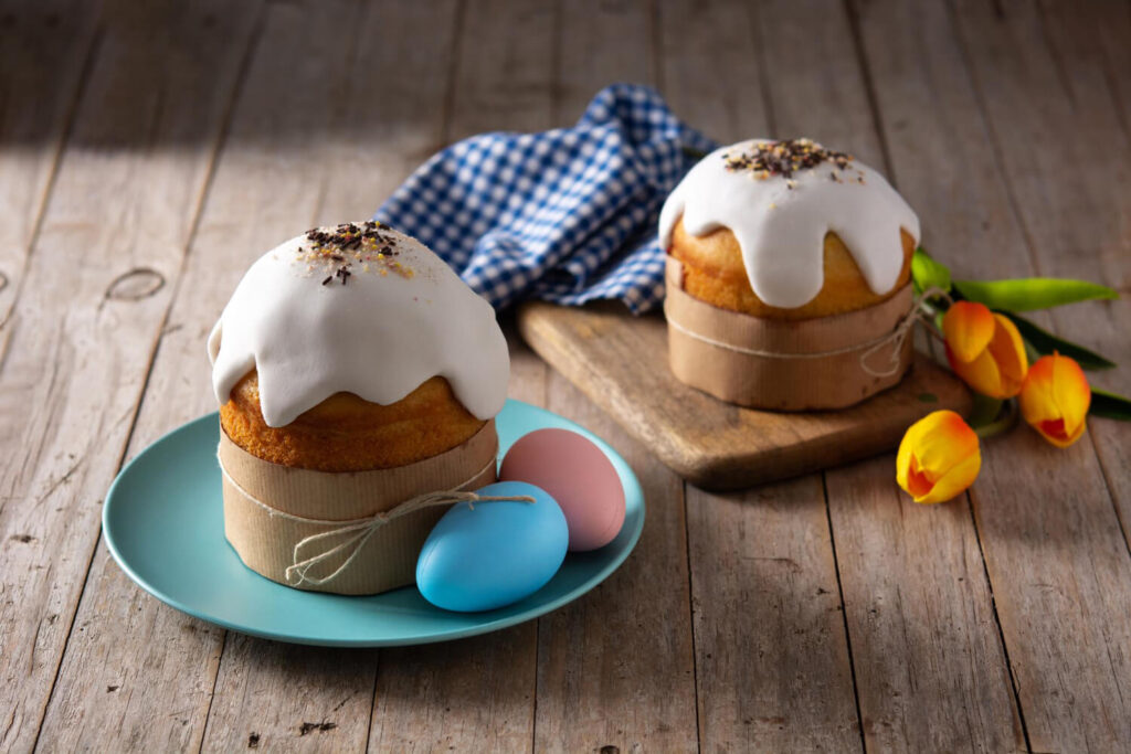 Paskalya keki (kulich) tarifi: geleneksel, kabaran ve glazürlü bayram lezzeti 14 Paskalya keki (kulich) tarifi: geleneksel, kabaran ve glazürlü bayram lezzeti